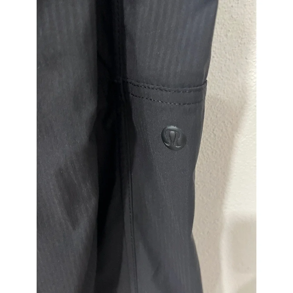 Lululemon Mens Black Textured Athletic Cargo Pants Size L
